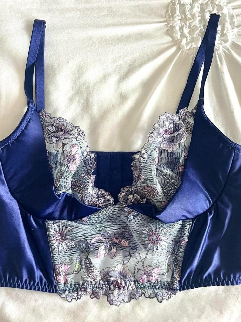 Victoria's Secret Midnight Navy Satin & Floral Lace Bralette